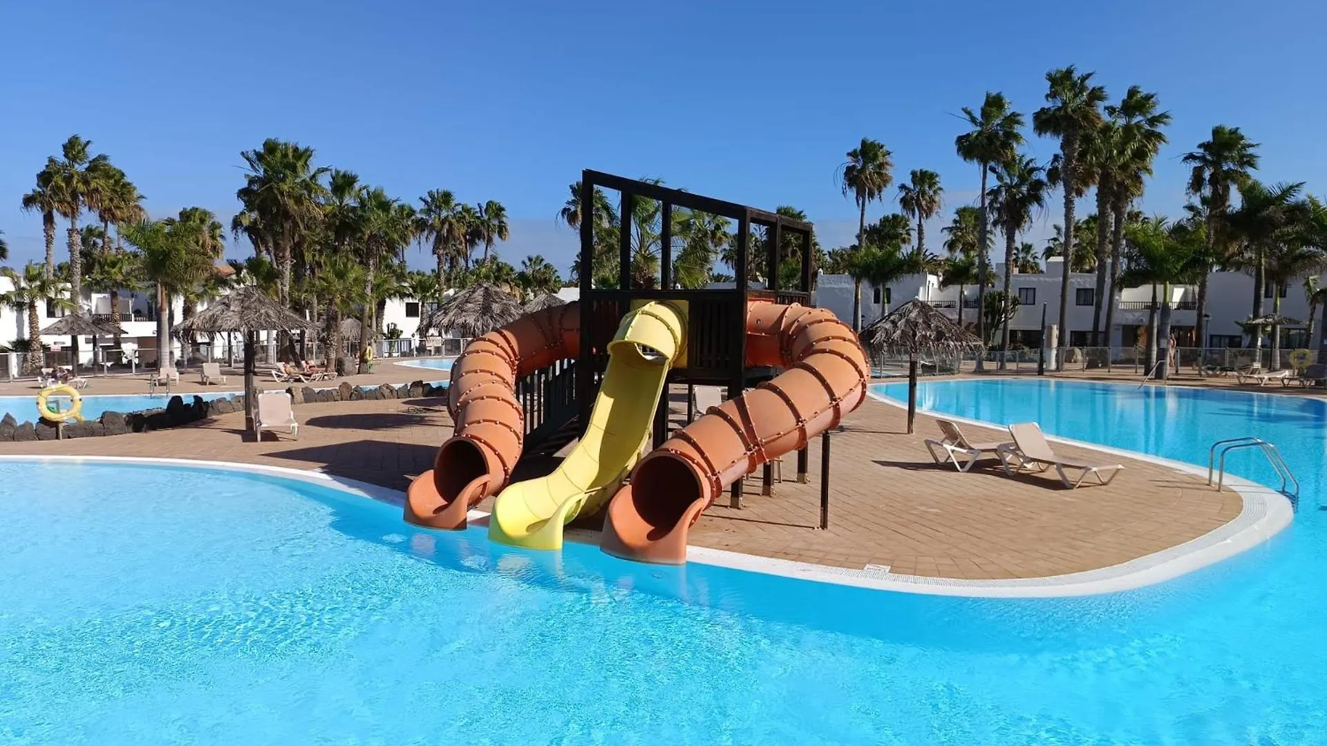 Casa Del Mar Air-Conditioned Apartment With Swimming Pools - Corralejo Playa 0*,